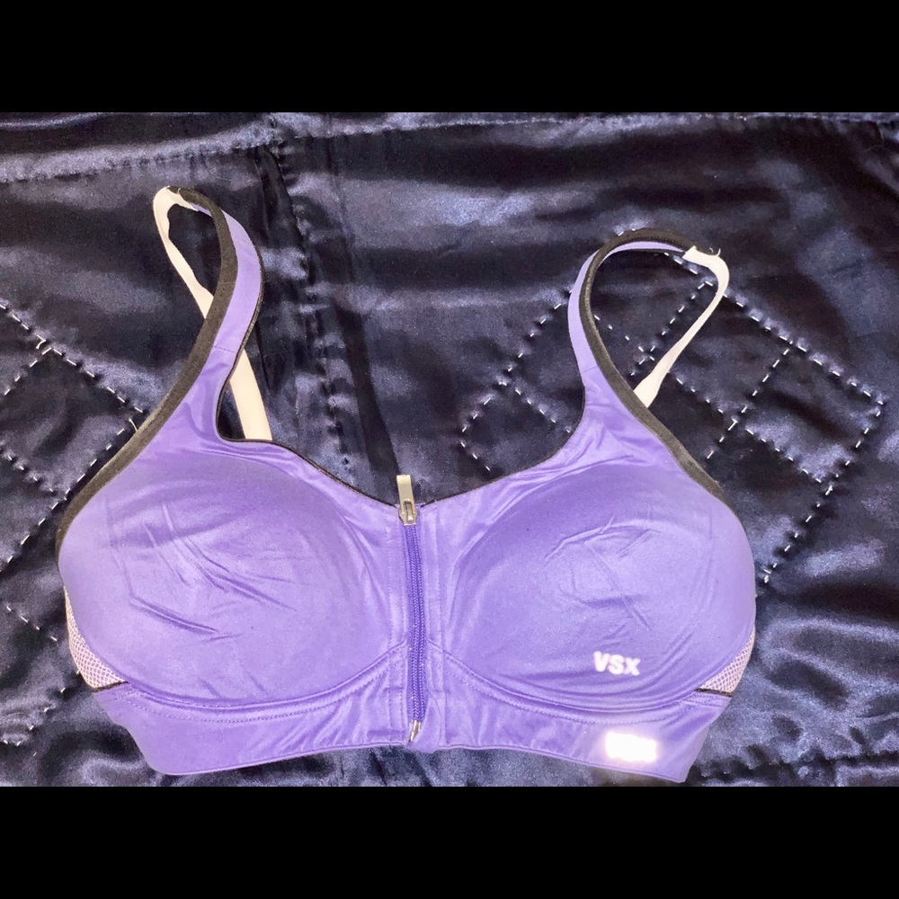 Victoria Secret VSX Sport Bra 32C